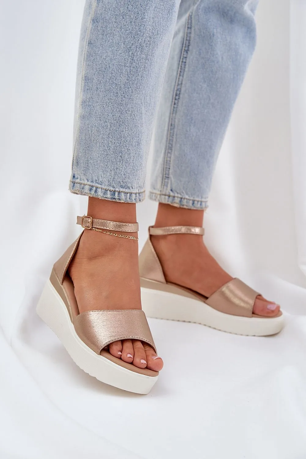 Buskin Step in style