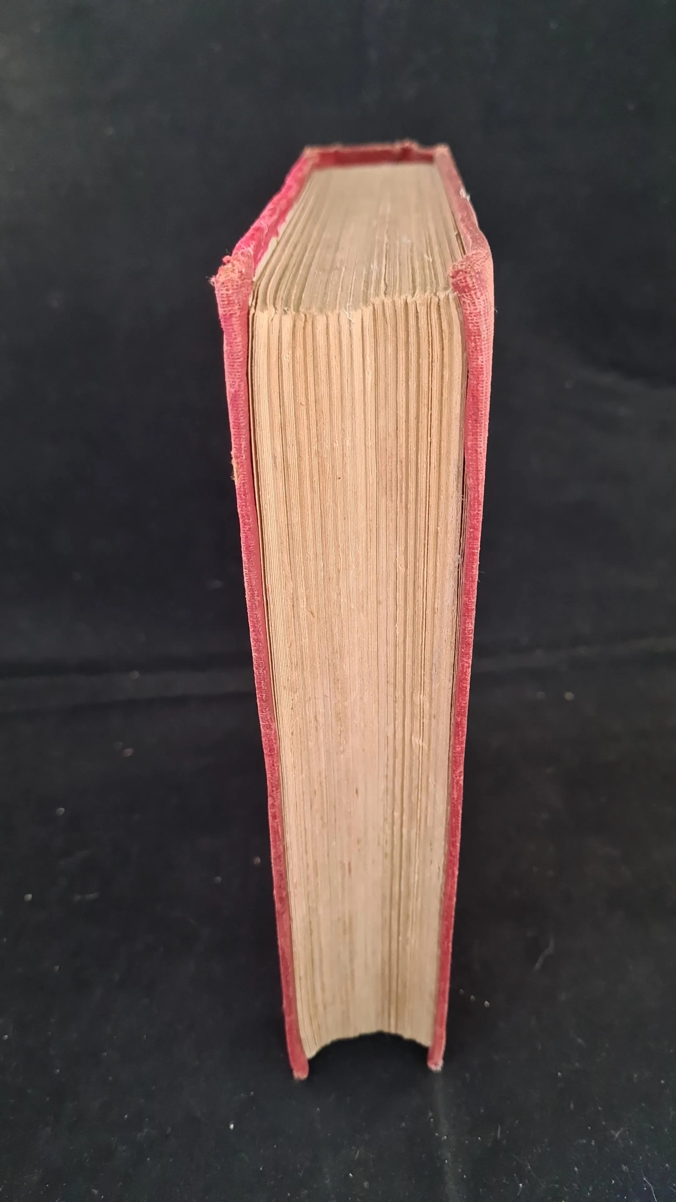 E F Benson - Colin II. Hutchinson, 1925