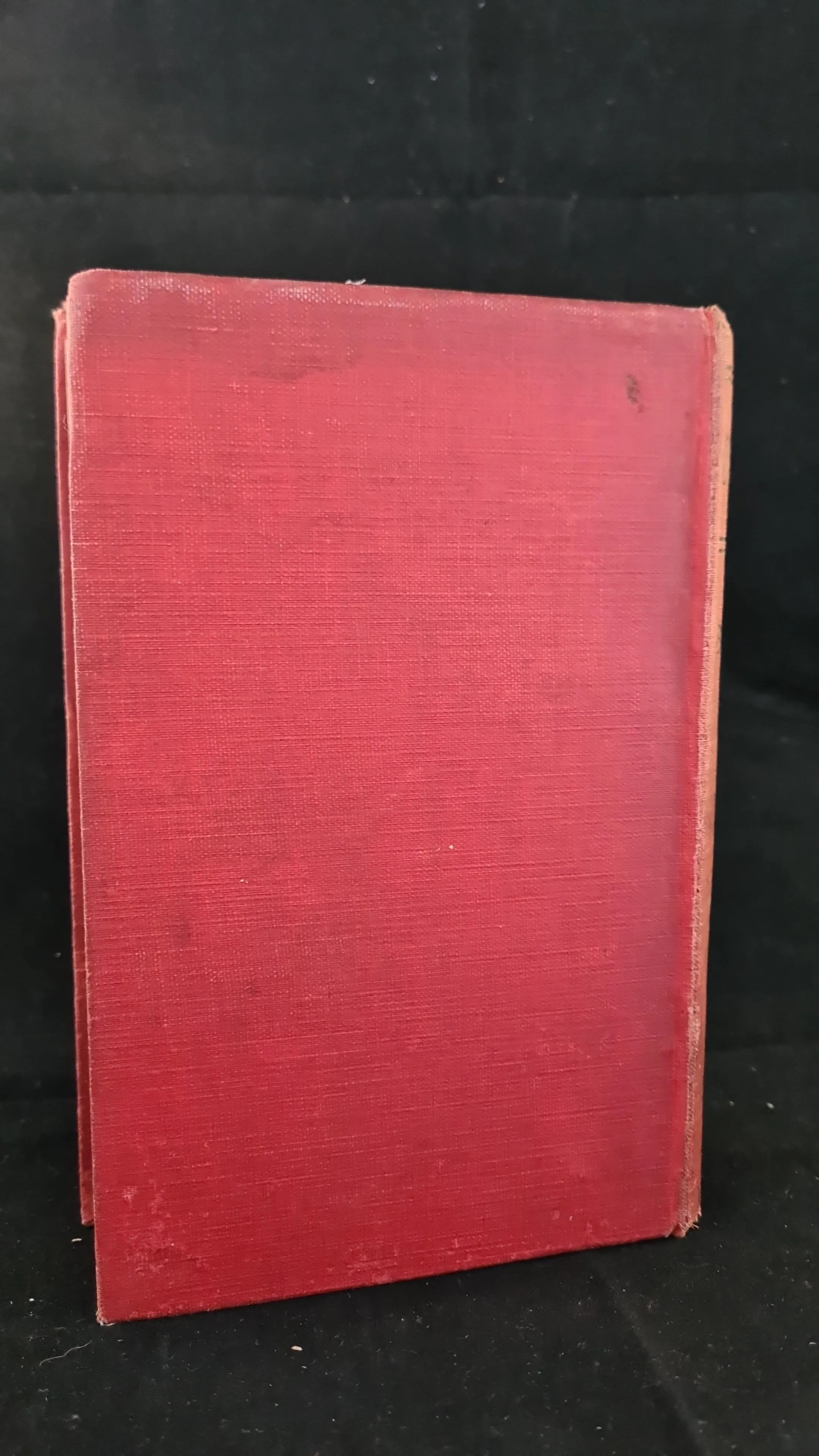 E F Benson - Colin II. Hutchinson, 1925