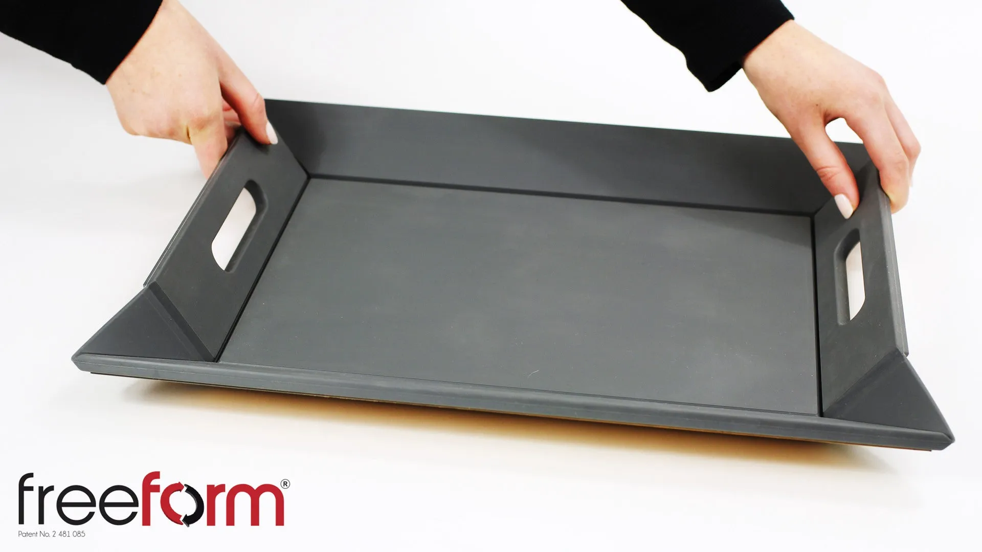 Freeform Tray, Grey/Black, Medium