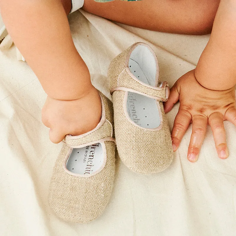 Grace Camel by childrenchic