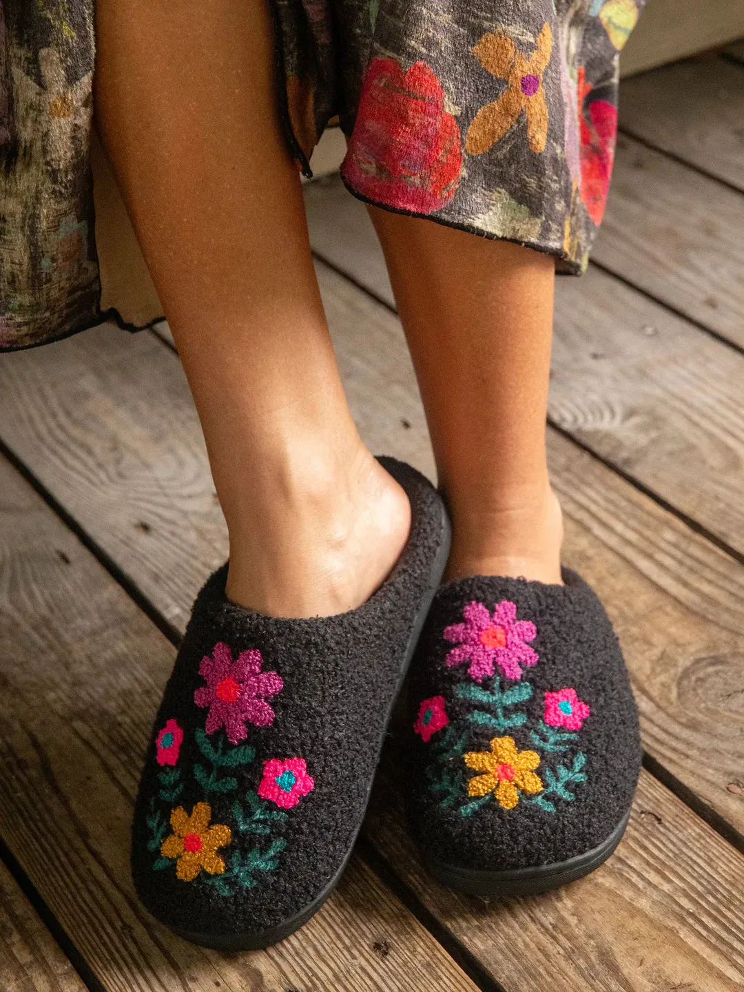 Icon Sherpa Slippers