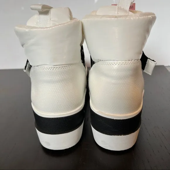 Juicy Couture Veronica Platform Boot Spell Out