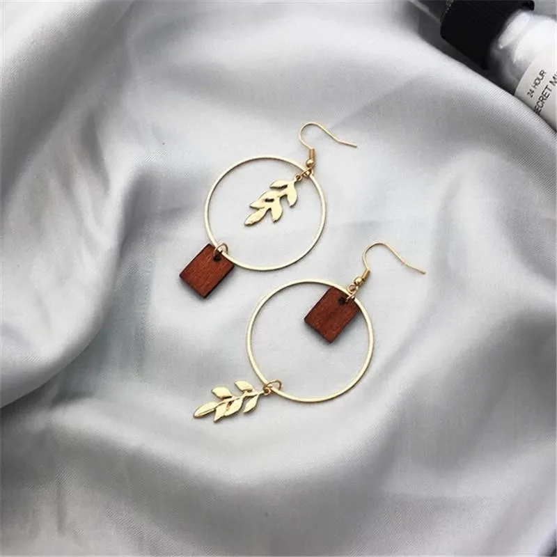 just-lil-things-drop-earrings-gold-earrings-jlt10396