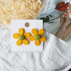 just-lil-things-yellow-pin-earrings-jlt10843