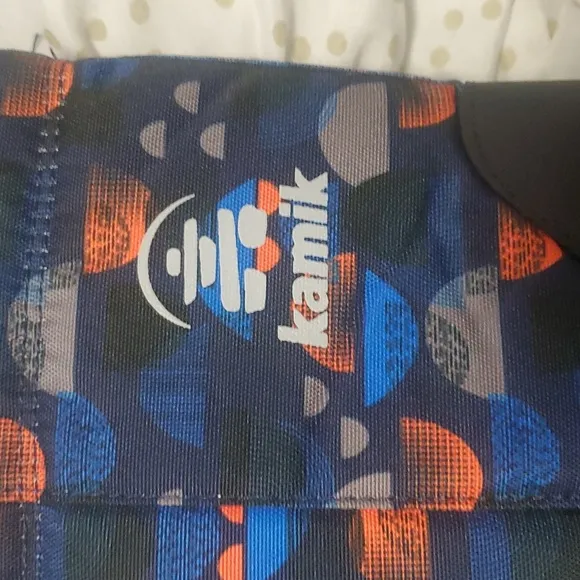 Kid snow boot, kamik NWT size 1, black/Bleu