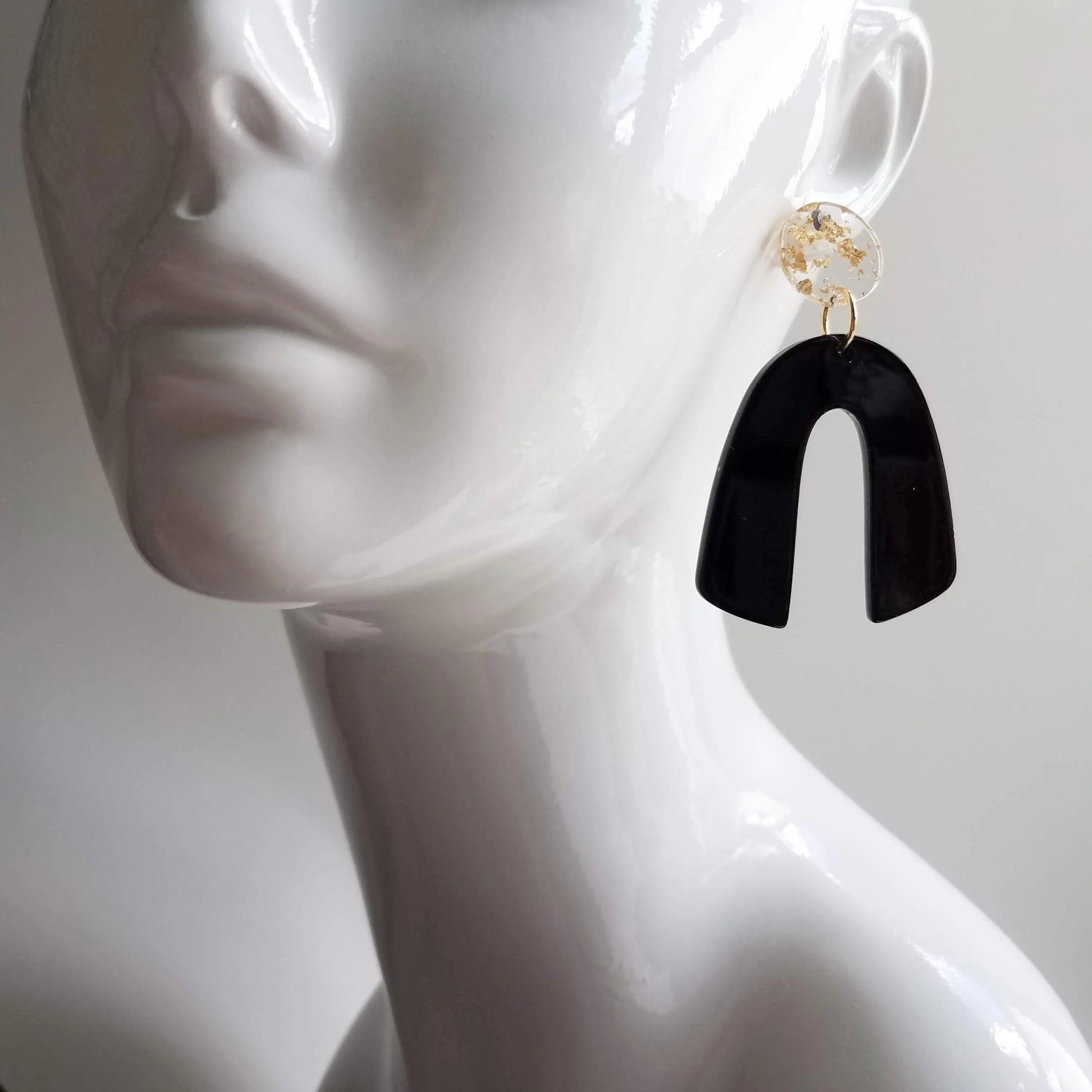 Large Chunky 80s Earrings, large black earring, retro earring, vintage style earring, black acrylic arch, plastic u shape clear gold earring