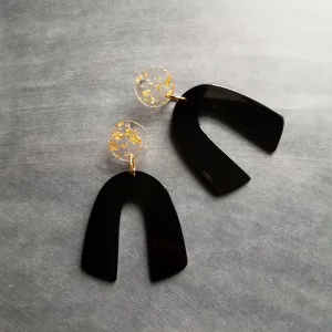 Large Chunky 80s Earrings, large black earring, retro earring, vintage style earring, black acrylic arch, plastic u shape clear gold earring