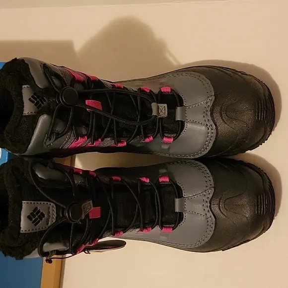 New in Box: Columbia Youth Bugaboot Celsius