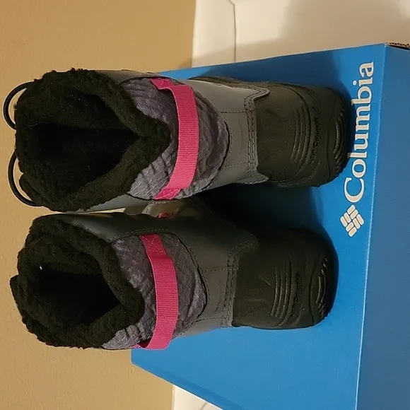 New in Box: Columbia Youth Bugaboot Celsius