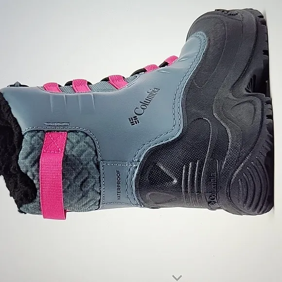 New in Box: Columbia Youth Bugaboot Celsius