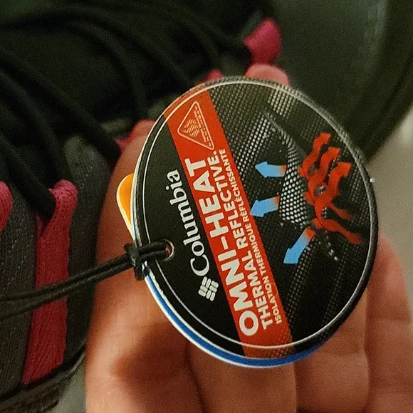 New in Box: Columbia Youth Bugaboot Celsius
