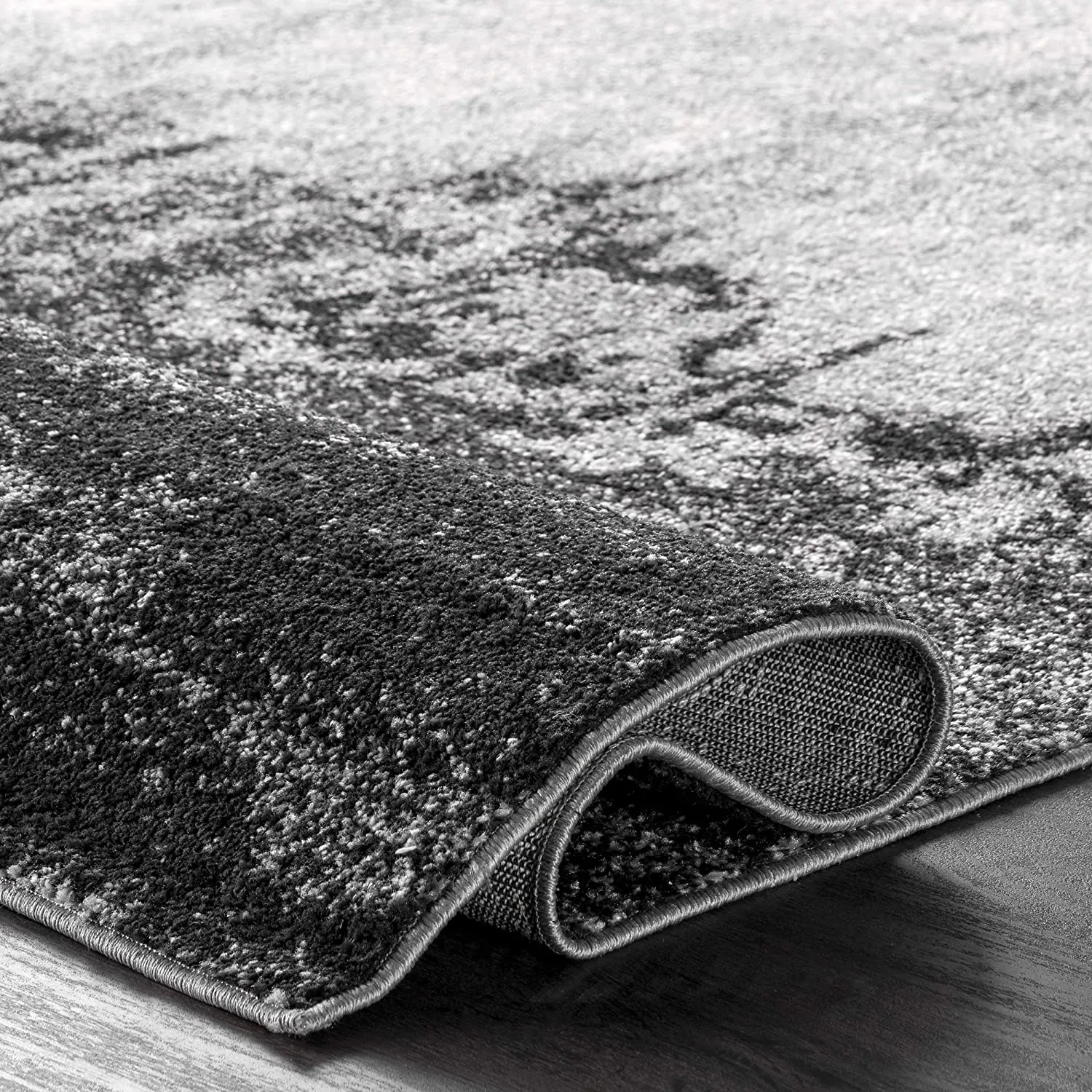 New nuLOOM Alayna Abstract Area Rug, 3' x 5', Black! Perfect for high traffic areas!