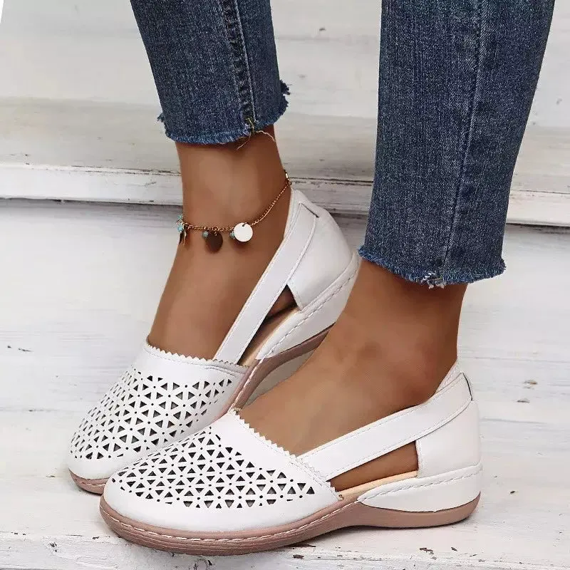 Orthopedic leather sandals
