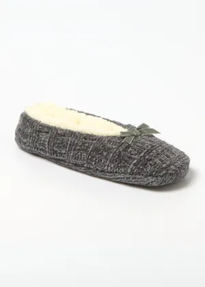 Plush knit slippers