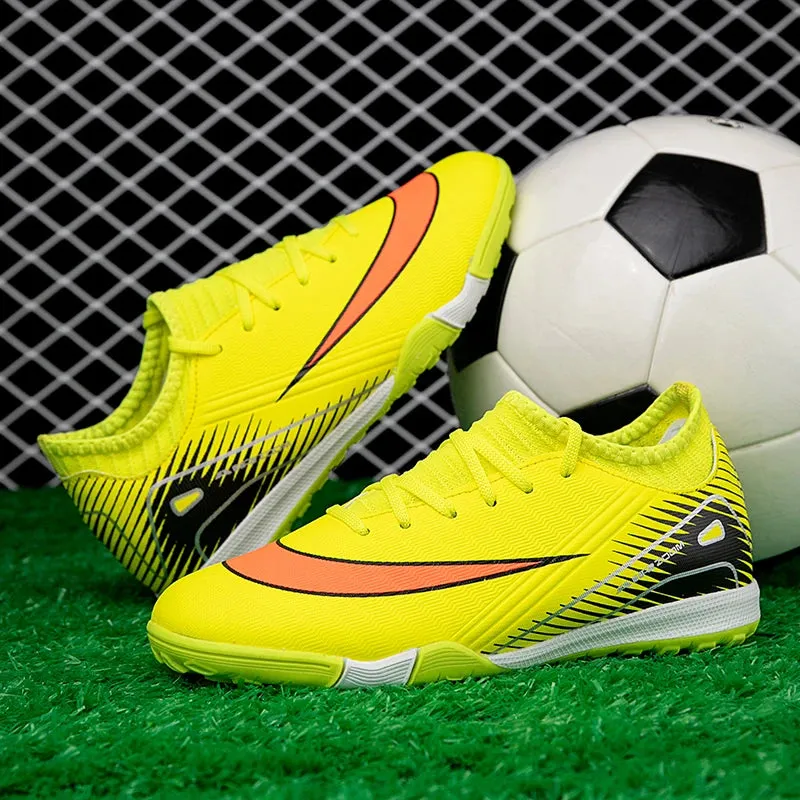 Professional Kid New Soccer Shoes Match Ankle Non-Slip Football Boots TF Sneakers Boys Comfortable Sports Shoes Unisex