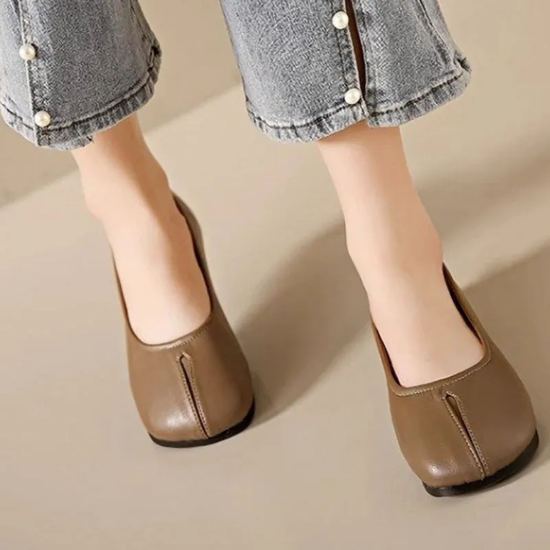 Retro Soft Sole Slip-On Ladies Leather Shoes