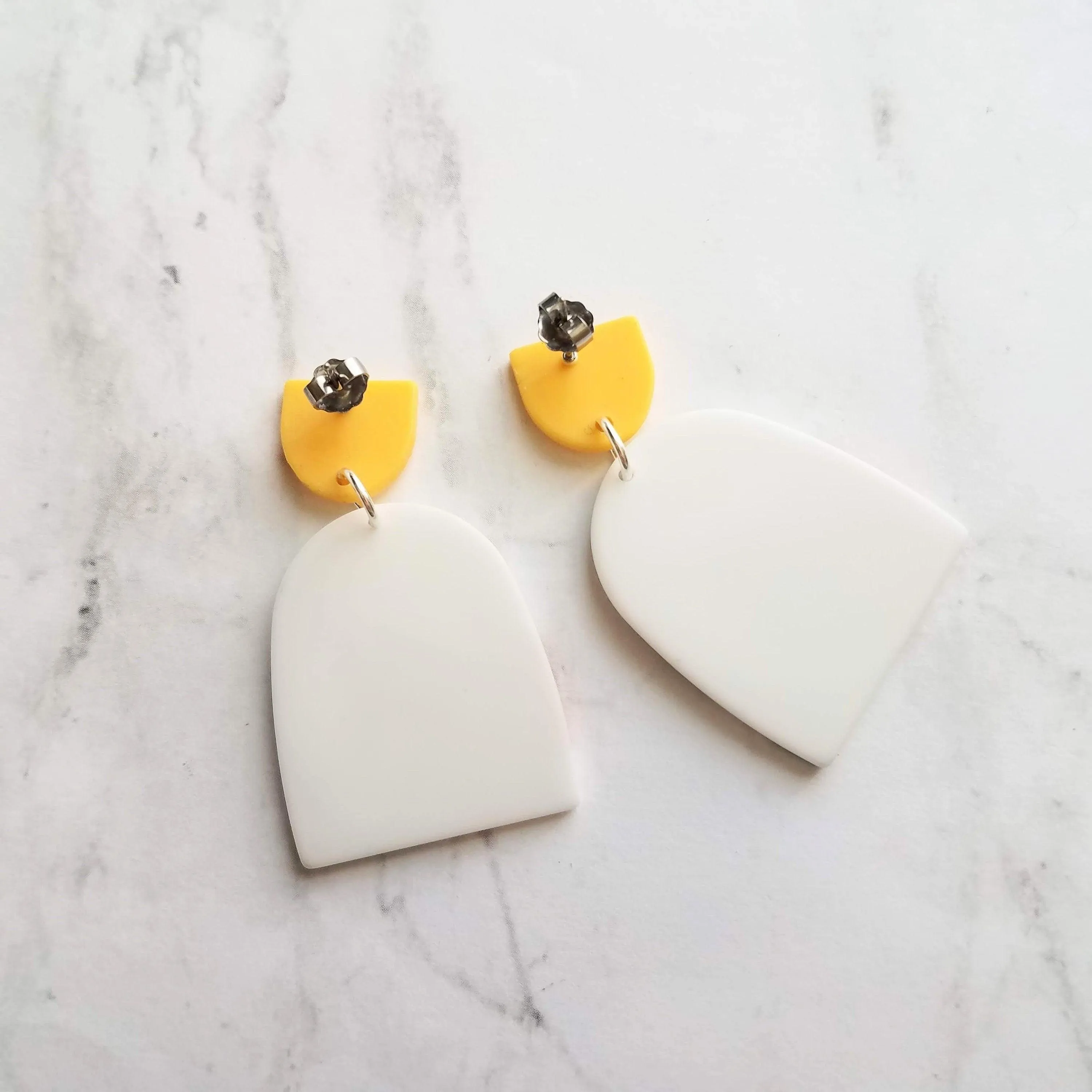 Sunset Earrings, large 80s earring, flying bird earring, tropical earring, scenery earring, chunky acrylic earring, plastic earring, white