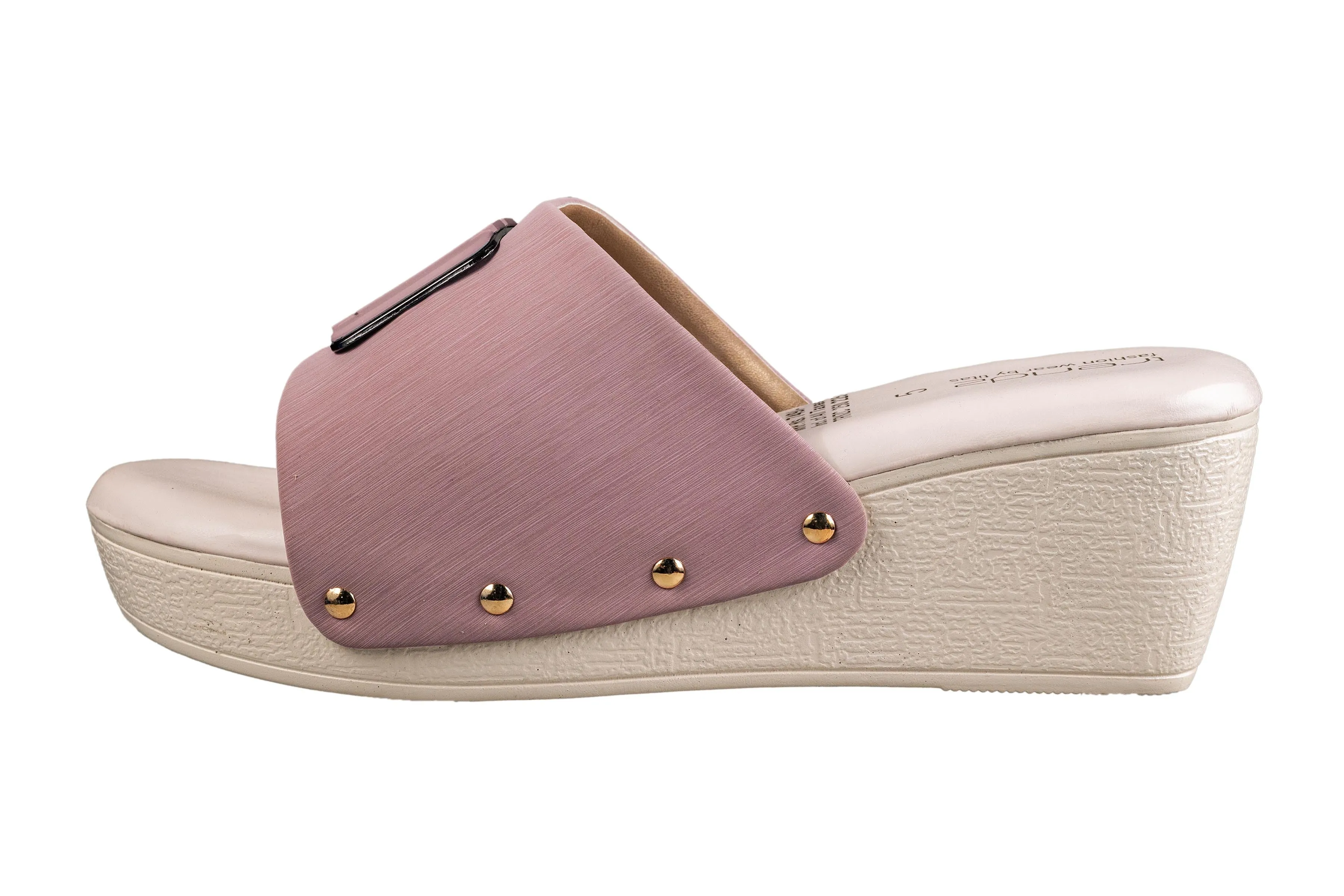 Trendz Ladies Rose Gold Chappal (Trnz C 250225)
