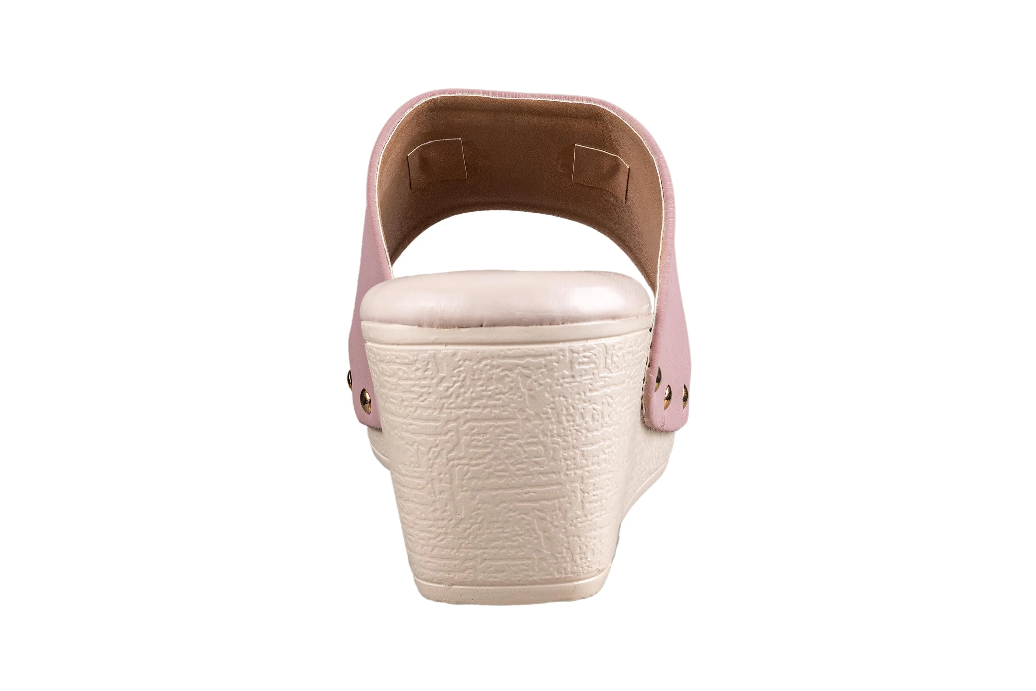 Trendz Ladies Rose Gold Chappal (Trnz C 250225)
