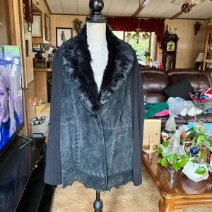 Vintage women’s genuine leather and true rabbit fur collar jacket